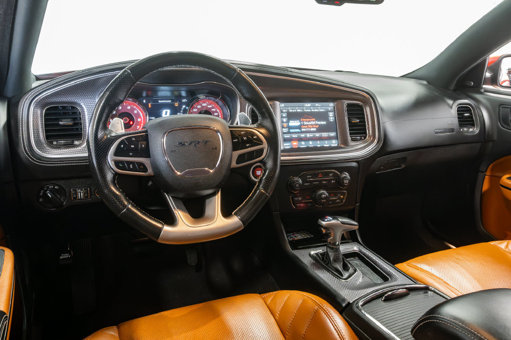 Used 2022 Dodge Charger SRT Hellcat w/ Navigation & Travel Group RWD image 8
