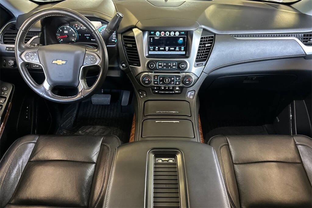 Used 2020 Chevrolet Tahoe Premier w/ Premier 6.2L Value Package image 13