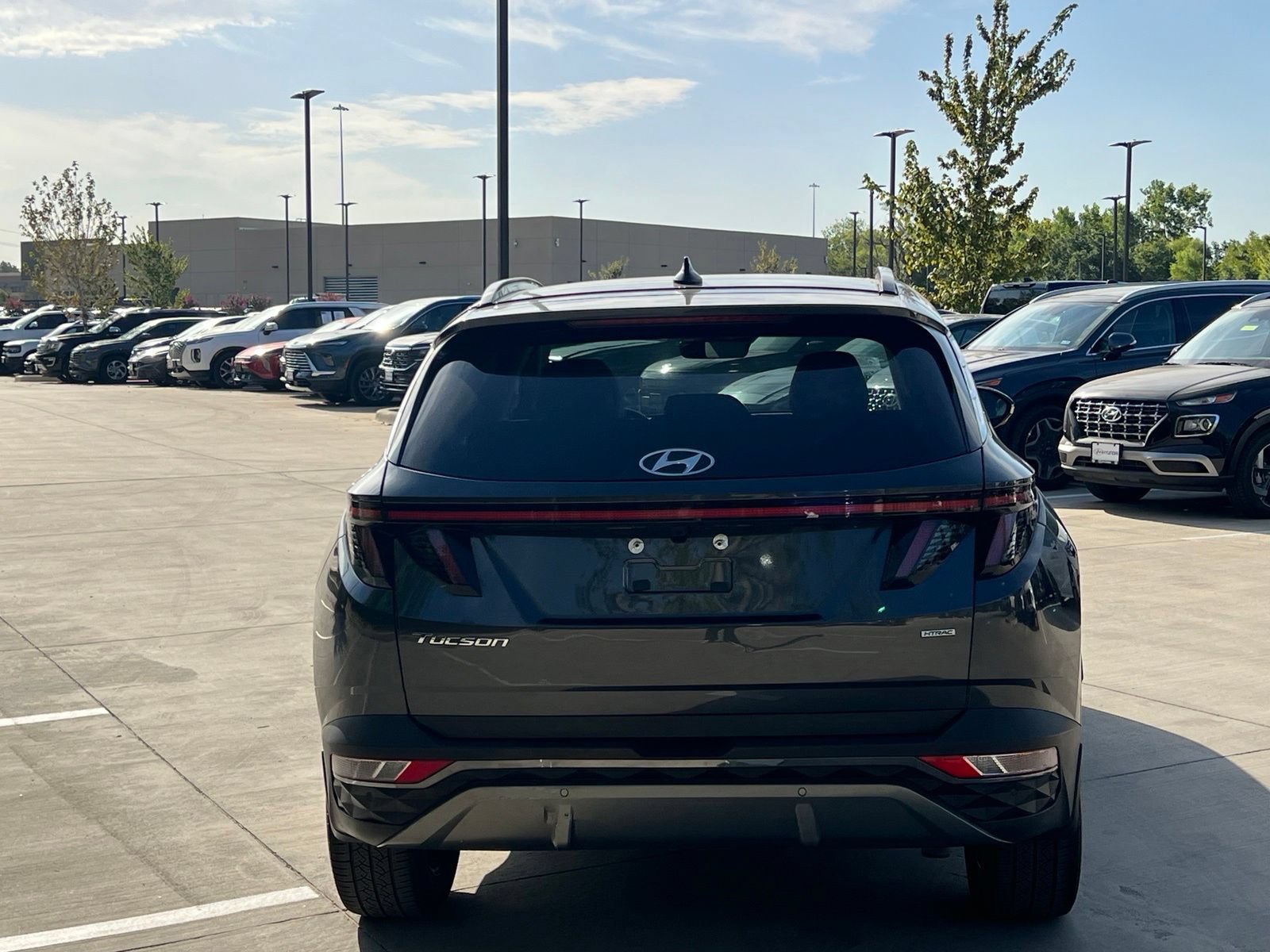 Used 2023 Hyundai Tucson Limited AWD/4WD image 10
