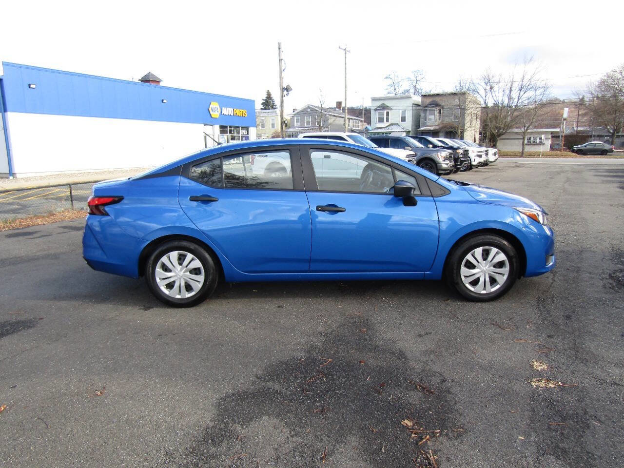 Used 2023 Nissan Versa S FWD image 8