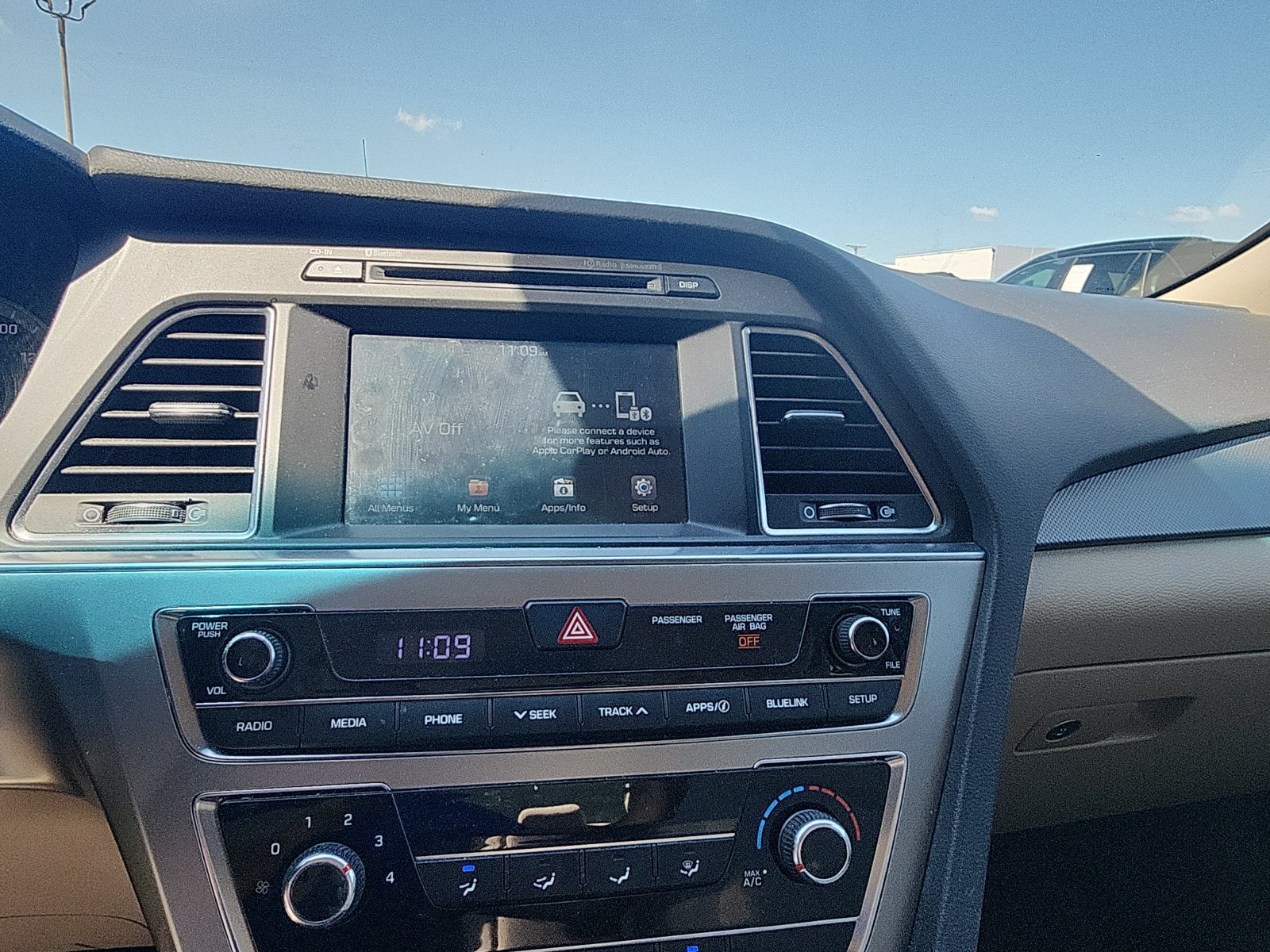 Used 2016 Hyundai Sonata SE FWD image 14