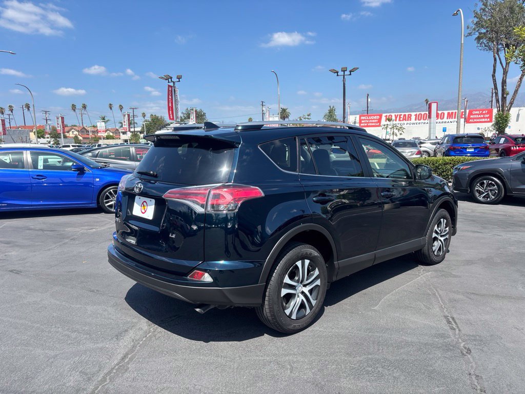 Used 2018 Toyota RAV4 LE w/ All Weather Liner Package FWD image 4