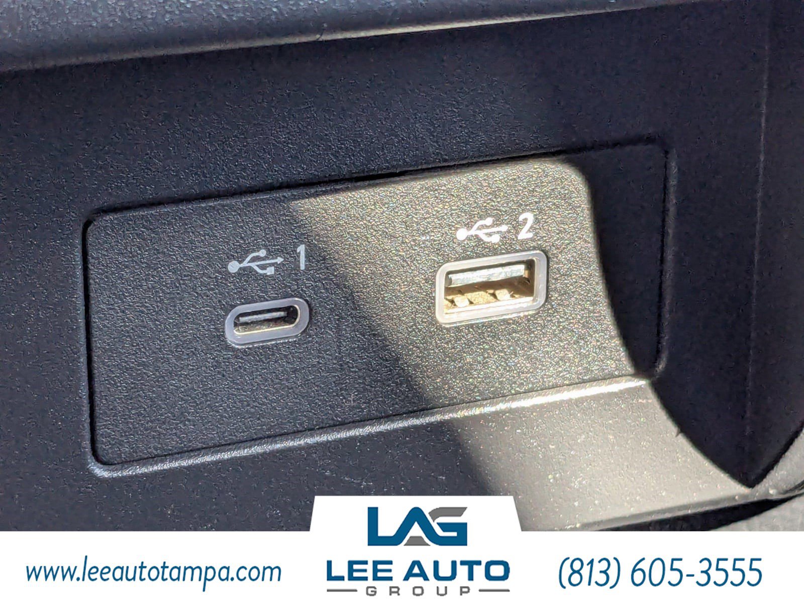 Used 2023 Nissan Titan SV image 21