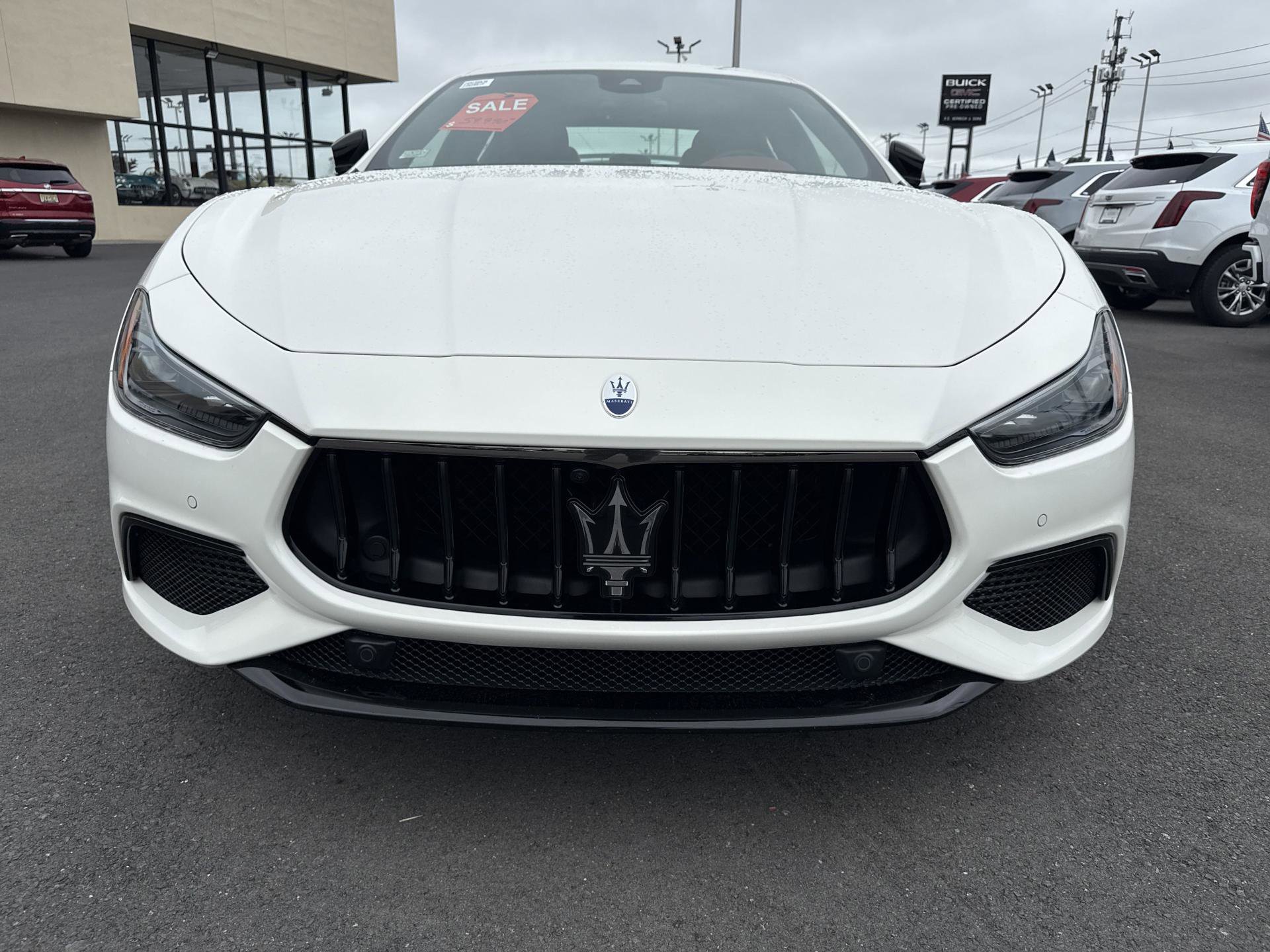 Used 2023 Maserati Ghibli Modena Q4 image 1