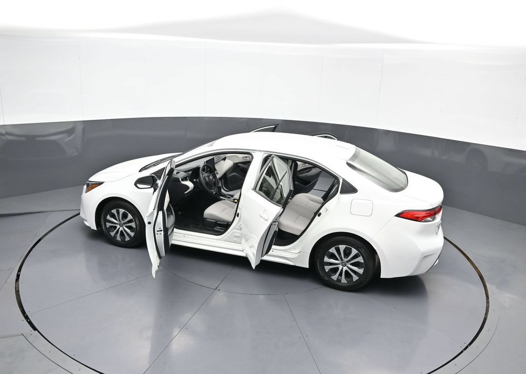 Certified 2020 Toyota Corolla LE FWD image 42