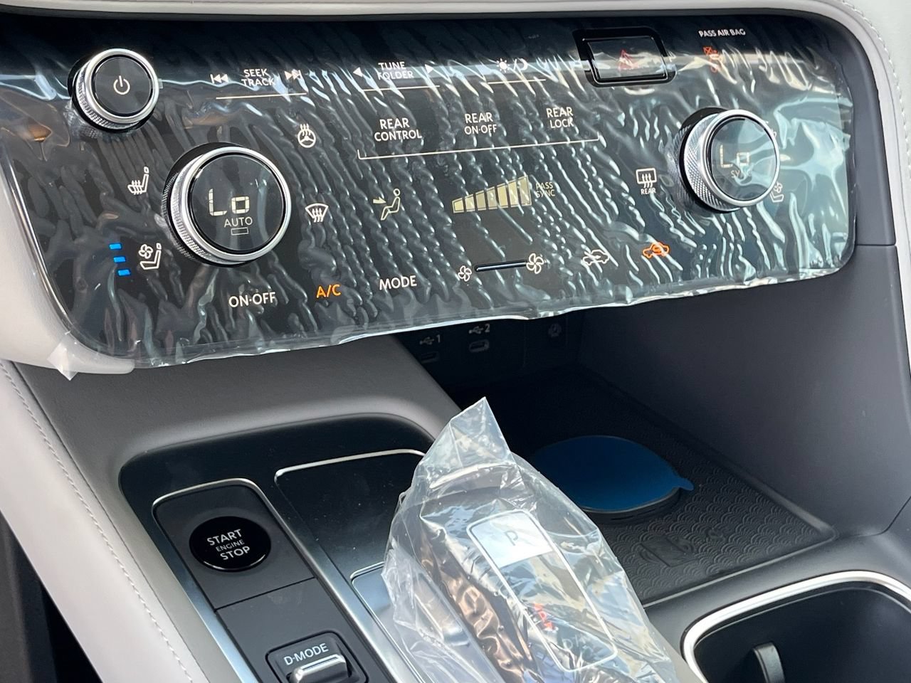 New 2027 INFINITI QX60 Luxe FWD image 26