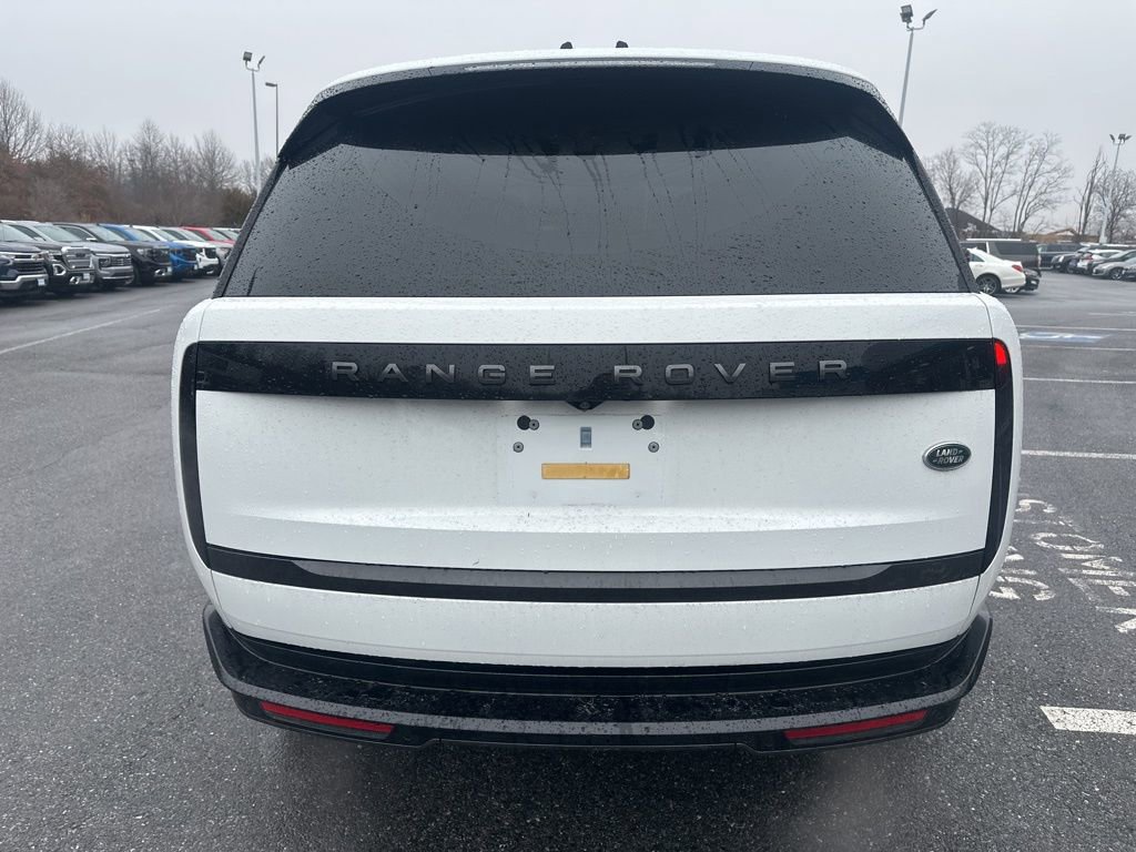 Used 2023 Land Rover Range Rover SE image 6