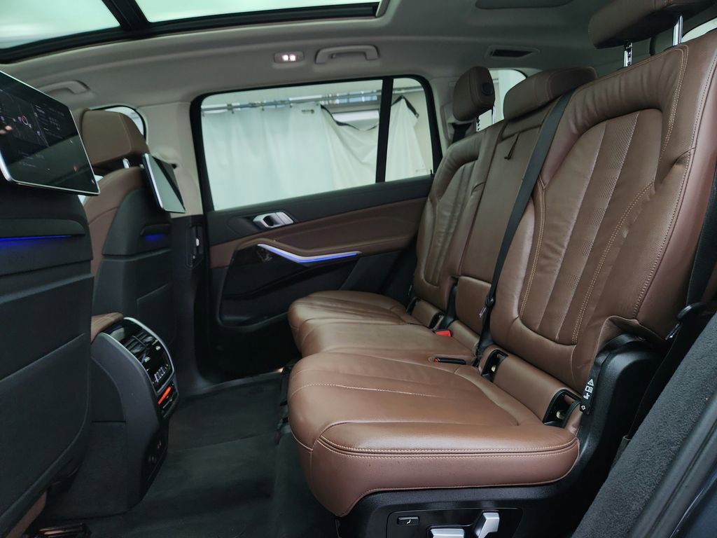Used 2019 BMW X7 xDrive40i w/ Luxury Seating Package image 36