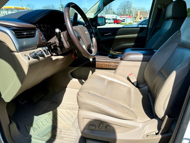 Used 2019 Chevrolet Suburban LT w/ Max Trailering Package image 13