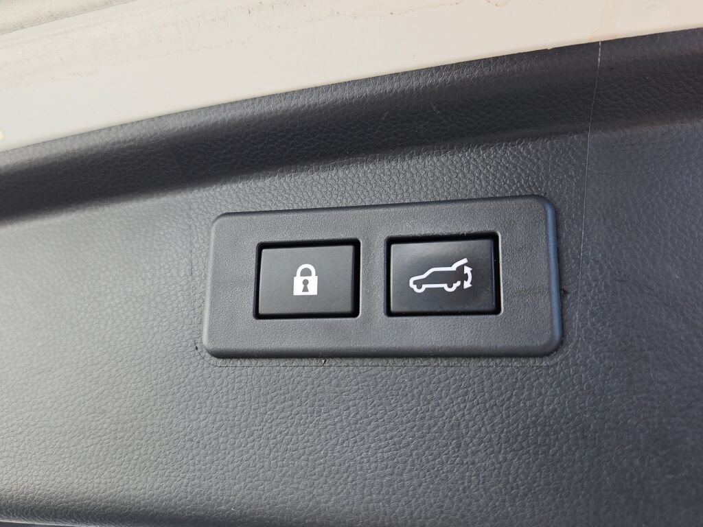 Used 2020 Subaru Outback Limited w/ Popular Package #2 AWD/4WD image 15