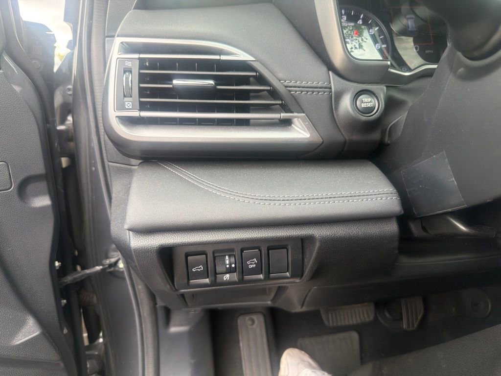 Used 2022 Subaru Outback Limited AWD/4WD image 22