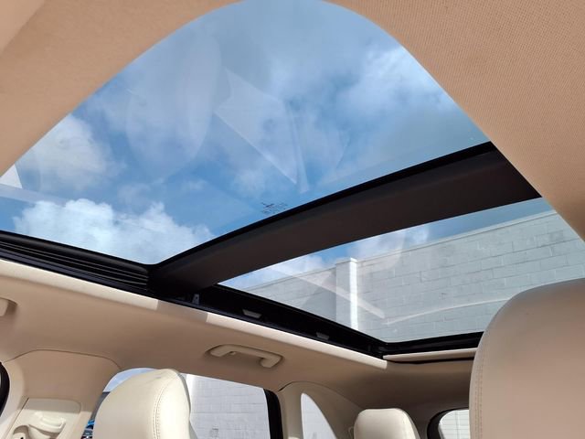 Used 2015 Lincoln MKC AWD w/ Equipment Group 102A Reserve image 9