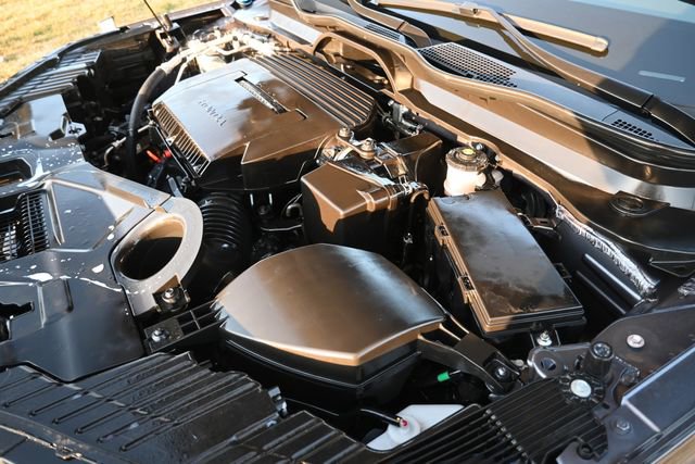 Used 2025 Honda Pilot Touring image 16