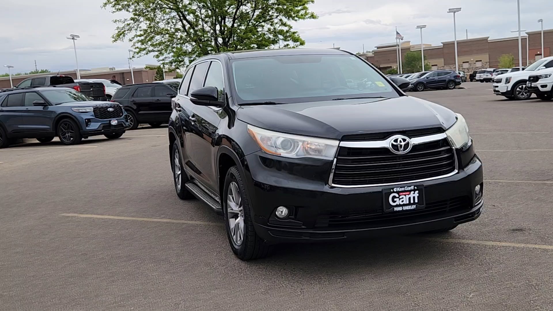 Used 2015 Toyota Highlander Plus AWD/4WD image 6