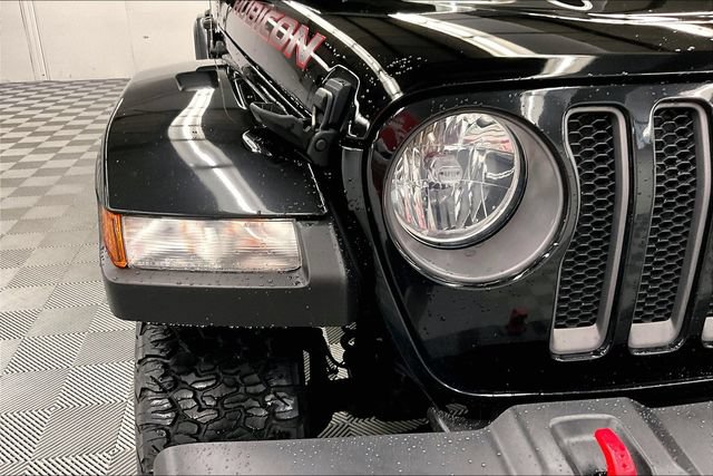 Used 2022 Jeep Wrangler Unlimited Rubicon w/ Dual Top Group AWD/4WD image 31