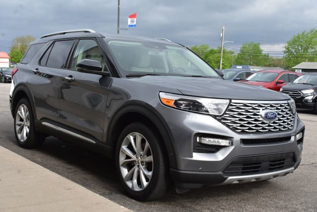 Used 2022 Ford Explorer Platinum w/ Equipment Group 601A AWD/4WD image 16