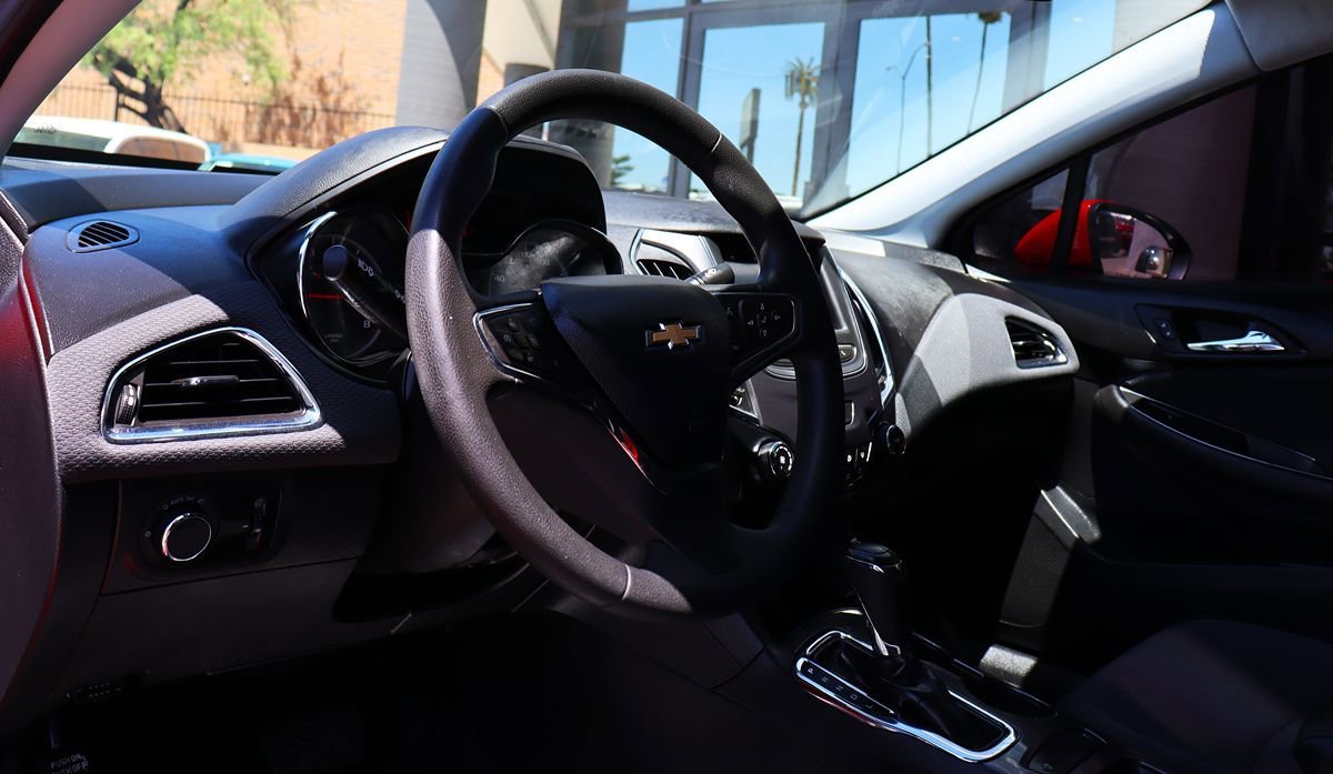 Used 2019 Chevrolet Cruze LS w/ LS Convenience Package FWD image 39