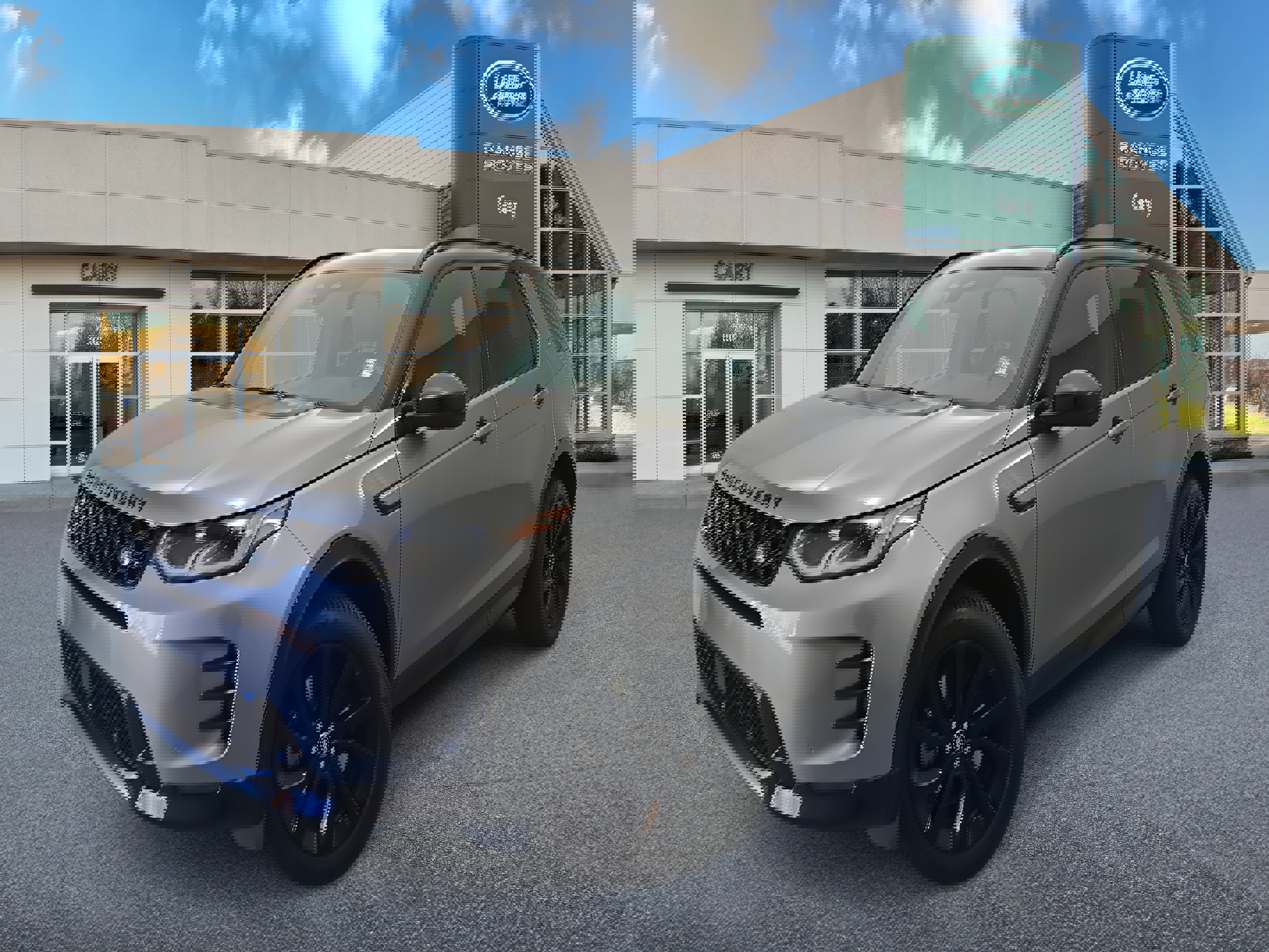 Used 2024 Land Rover Discovery Sport Dynamic SE image 1