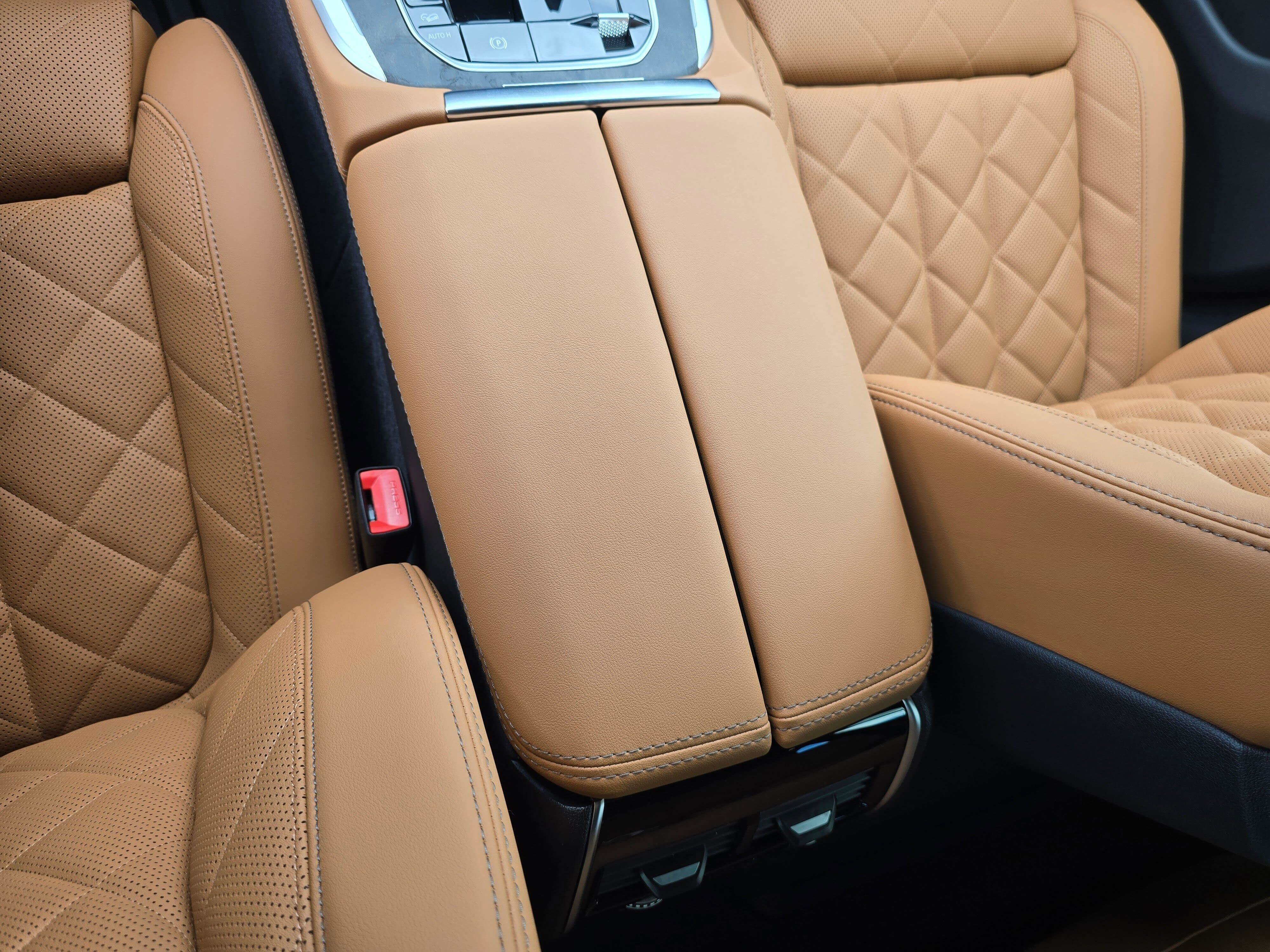 New 2026 BMW X5 xDrive50e w/ M Sport Package image 24