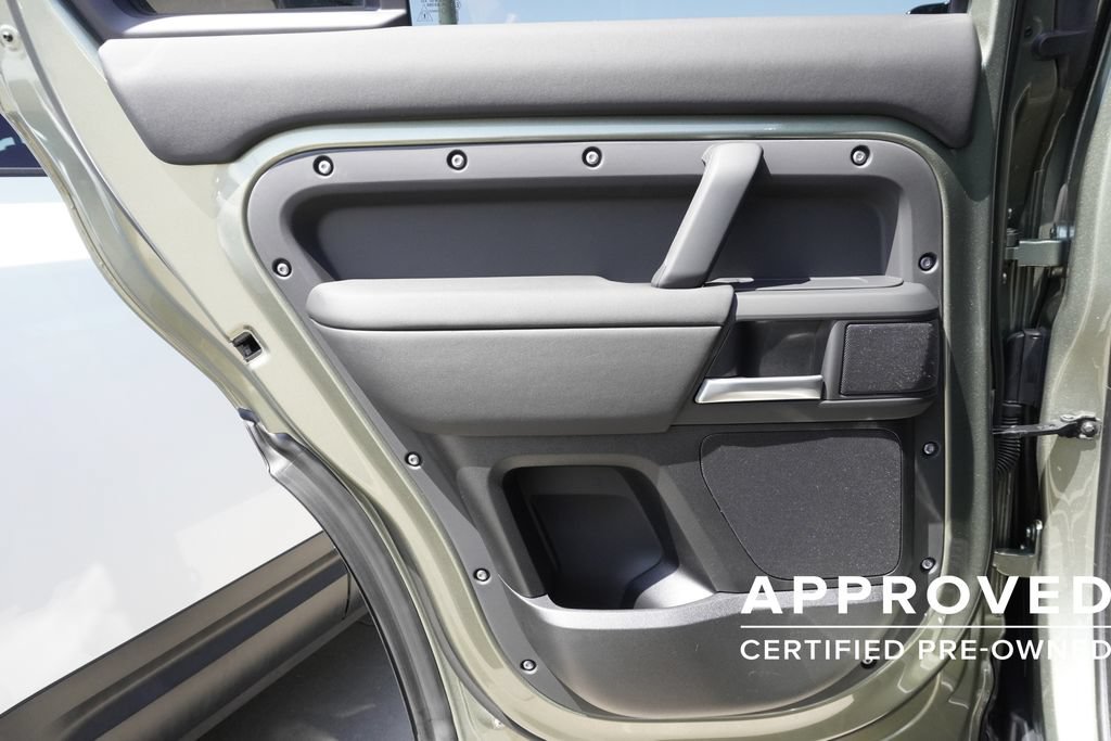 Used 2025 Land Rover Defender 110 S AWD/4WD image 28