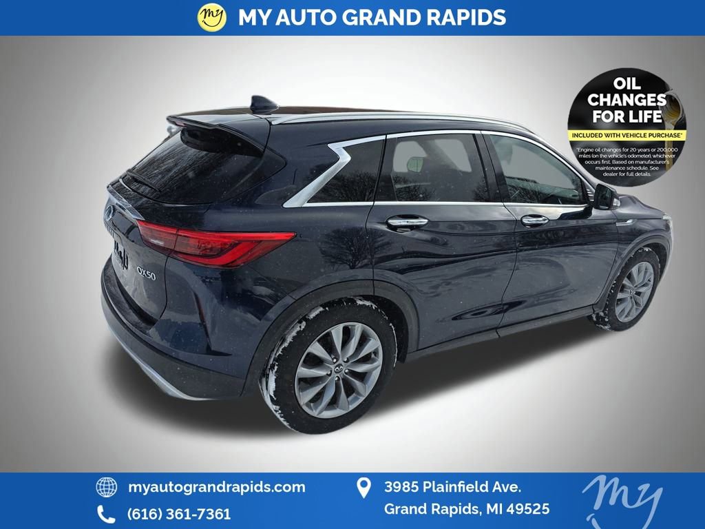 Used 2019 INFINITI QX50 Luxe w/ Navigation Package image 7