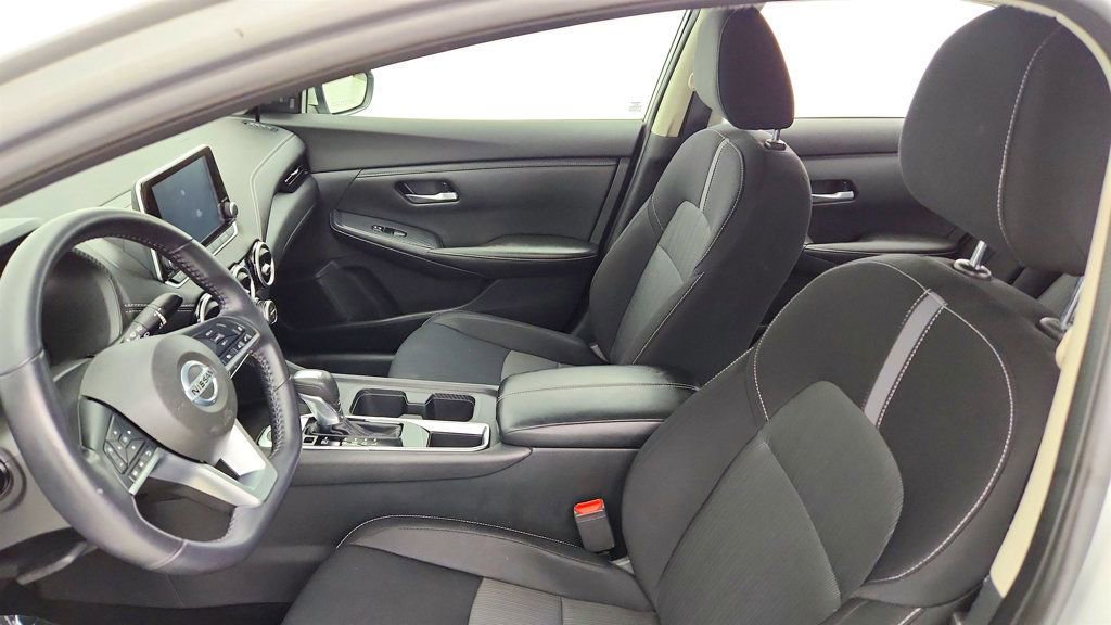 Used 2020 Nissan Sentra SV FWD image 19
