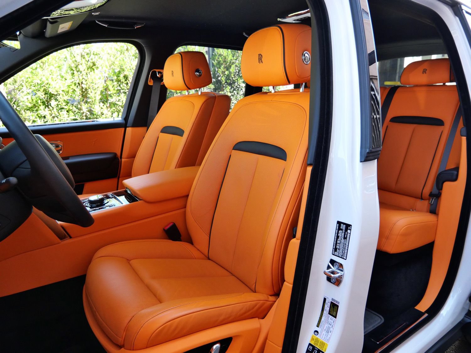 Certified 2023 Rolls-Royce Cullinan w/ Cullinan Package AWD/4WD image 28