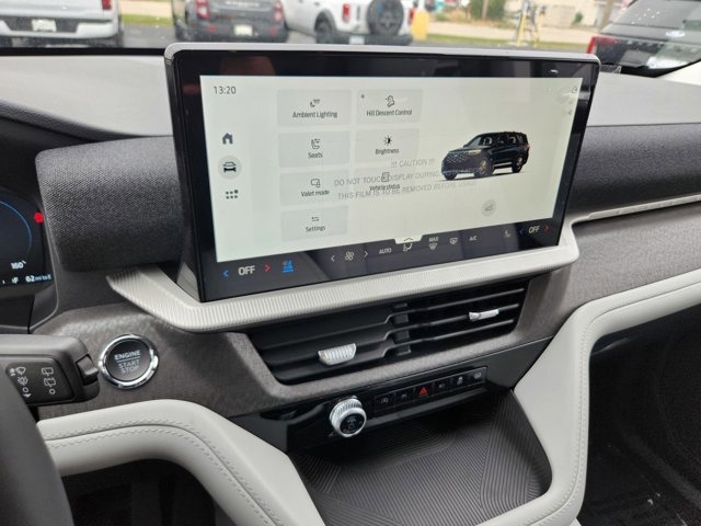 New 2026 Ford Explorer Platinum image 8