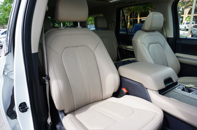 Certified 2022 Ford Expedition Limited image 2