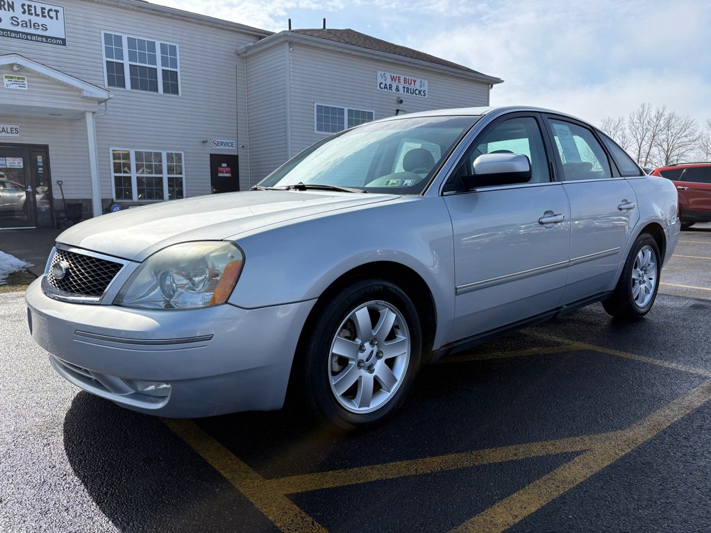 Used 2005 Ford Five Hundred SEL image 2