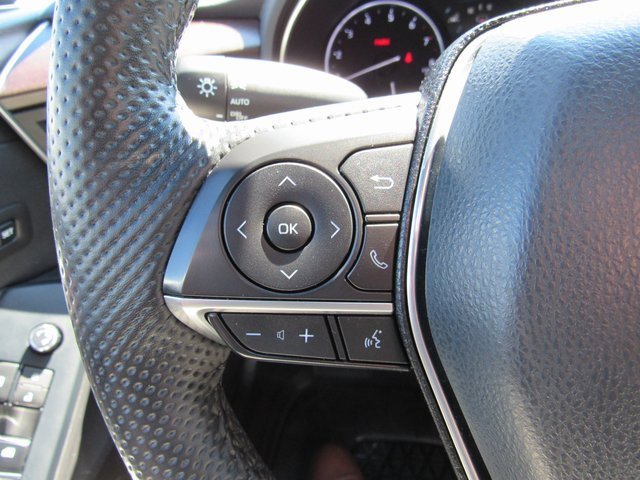 Used 2022 Toyota Avalon Limited image 14