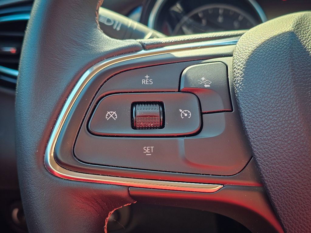 Used 2023 Buick Encore GX Select w/ Safety Package II image 17