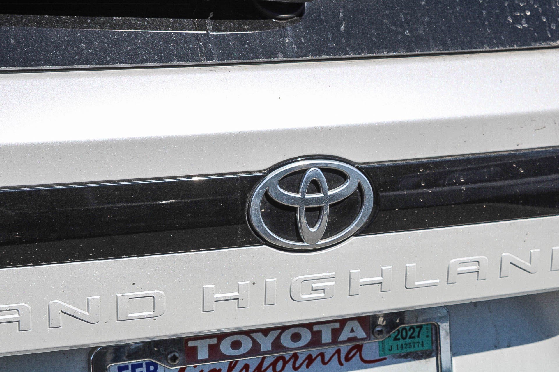 Used 2024 Toyota Grand Highlander AWD image 17