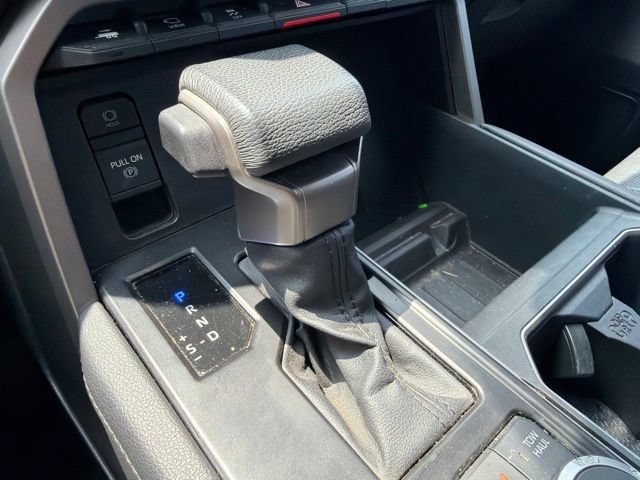Used 2024 Toyota Tundra Limited AWD/4WD image 41