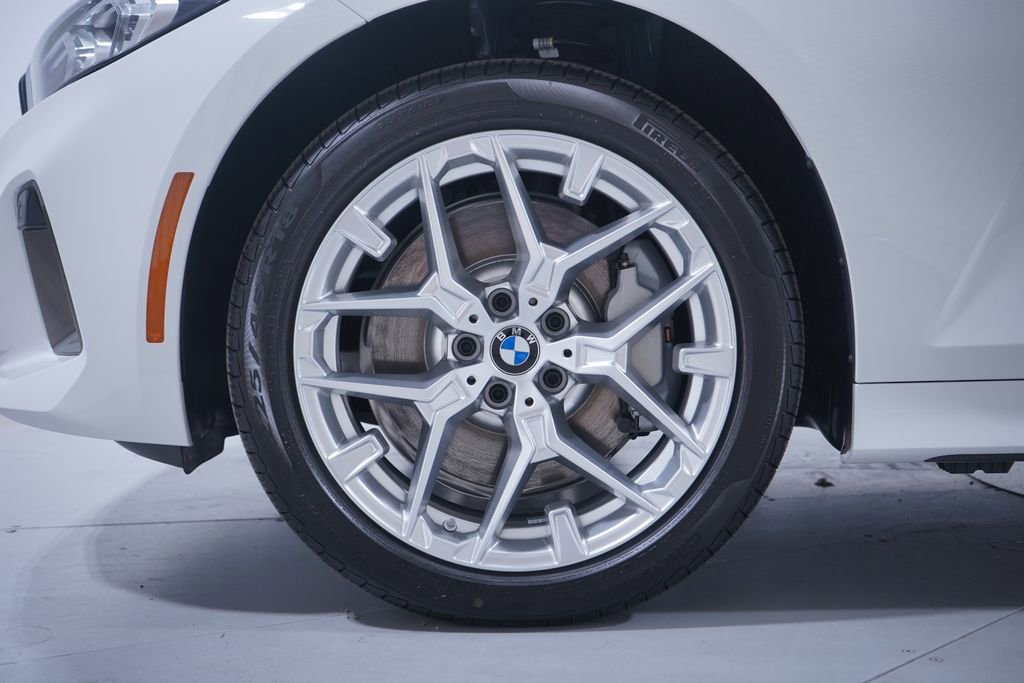 New 2026 BMW 330i Sedan image 2