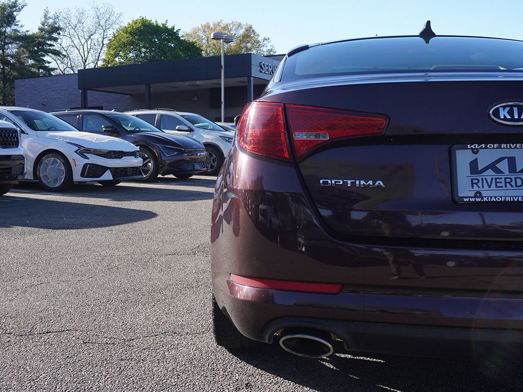 Used 2011 Kia Optima EX w/ Premium Pkg FWD image 13