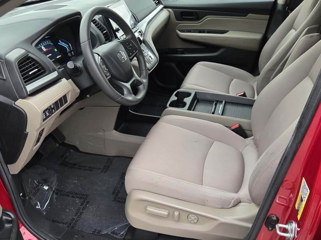 Certified 2024 Honda Odyssey EX image 11