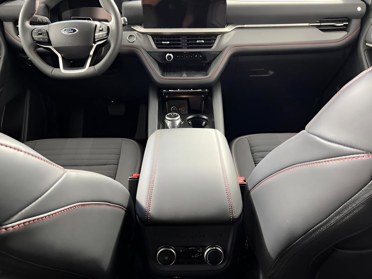 Used 2025 Ford Explorer ST-Line w/ Premium Package image 21