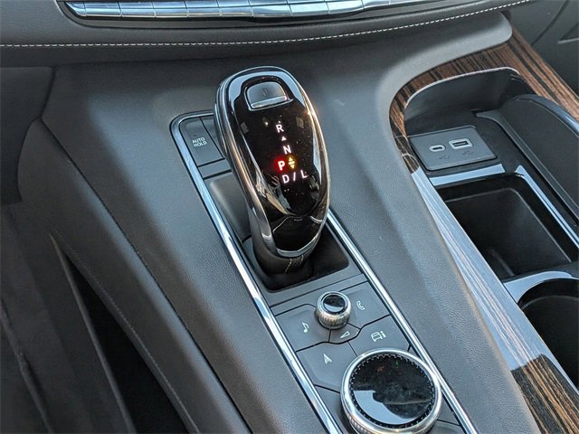 Used 2022 Cadillac Escalade ESV Luxury image 24