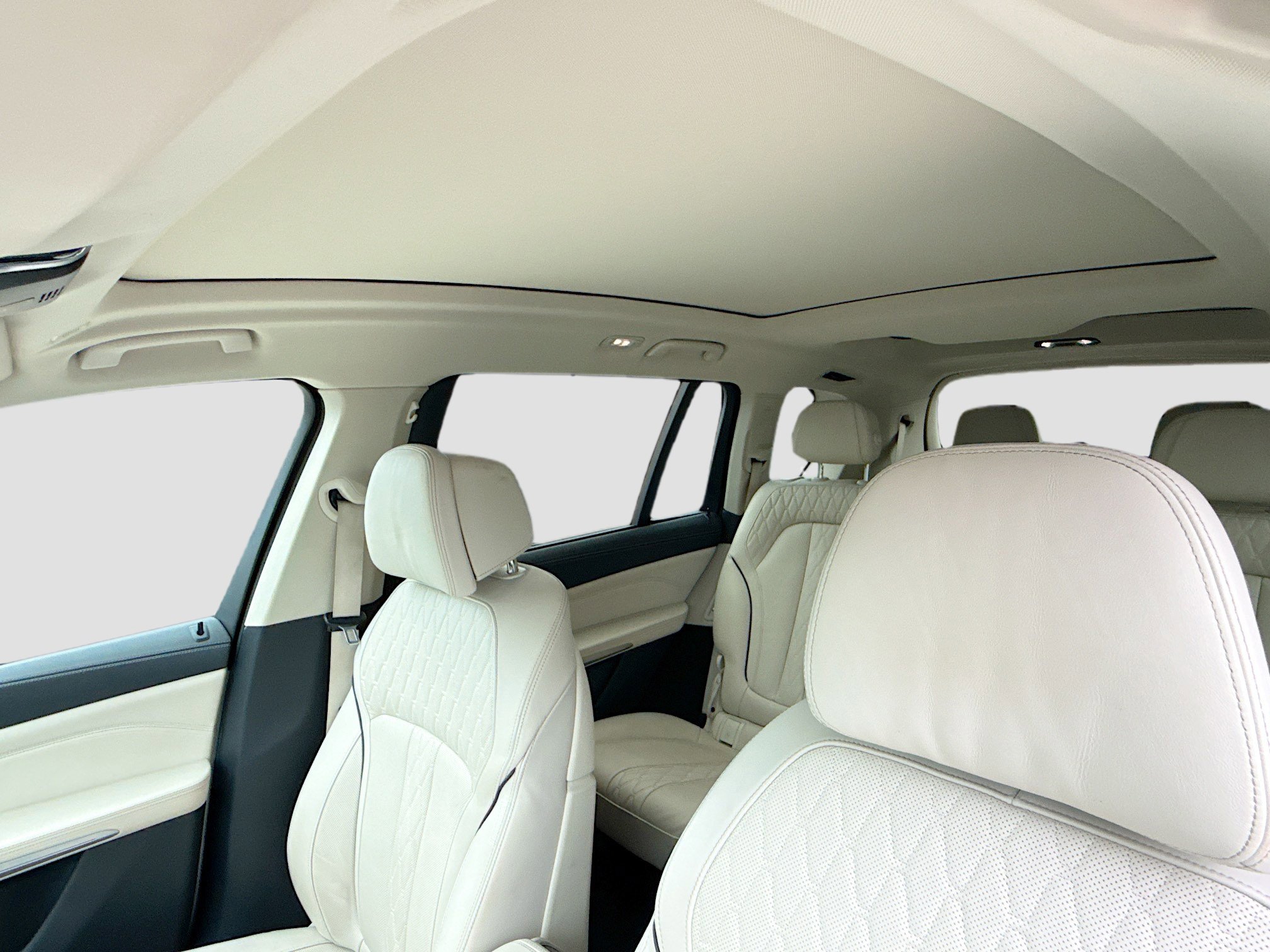 Used 2021 BMW X7 xDrive40i w/ Premium Package 2 image 27