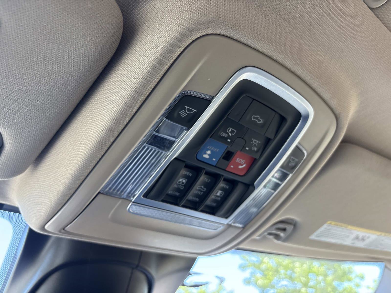 Used 2020 RAM 2500 Limited image 27