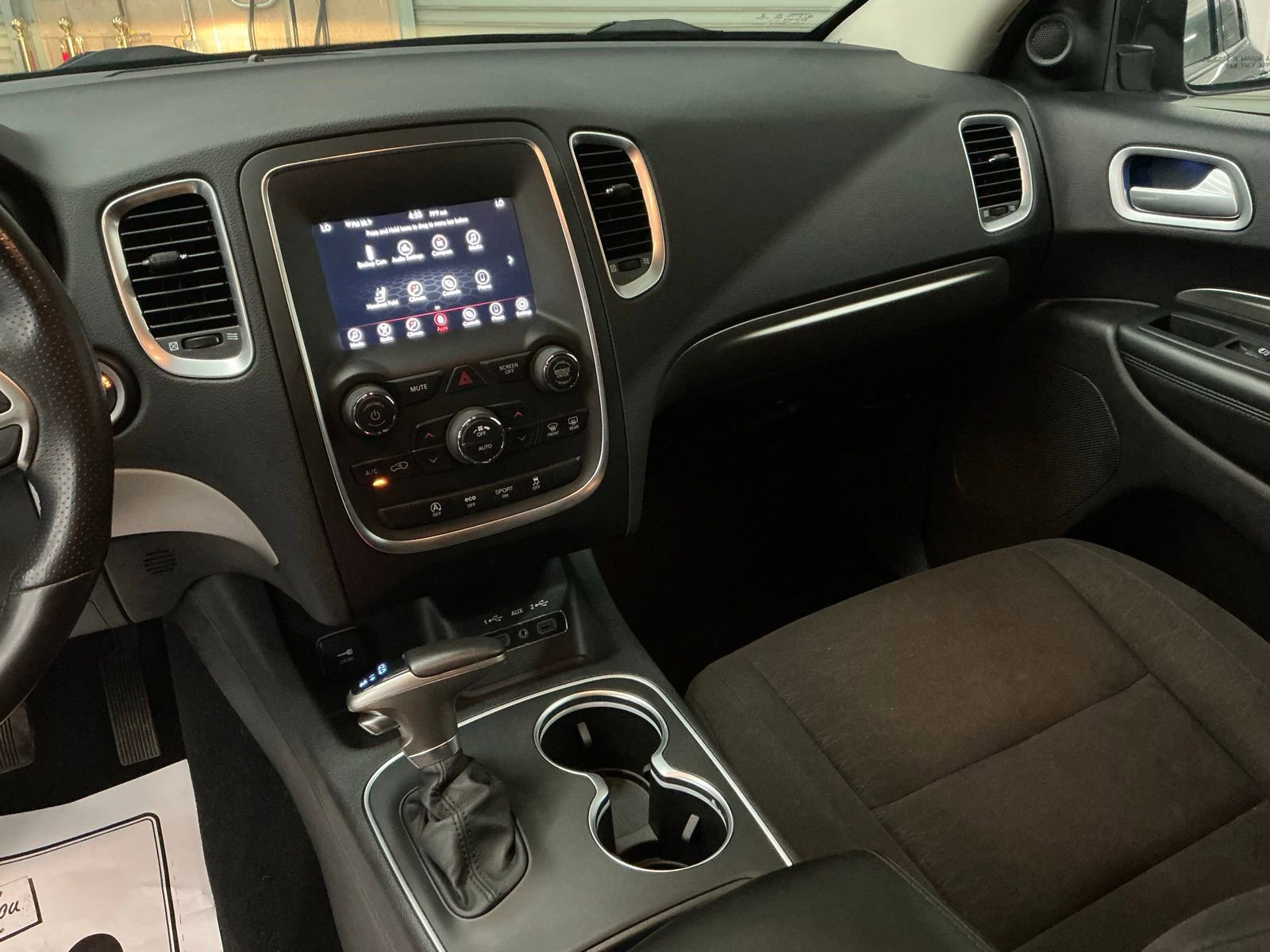 Used 2019 Dodge Durango SXT w/ 3rd Row Seating Group image 24