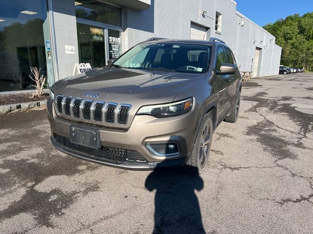 Used 2019 Jeep Cherokee Limited AWD/4WD video 1