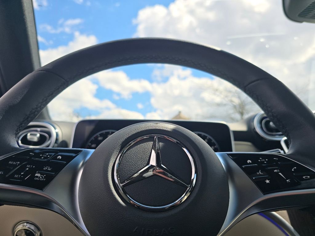 Certified 2026 Mercedes-Benz GLC 300 4MATIC image 30