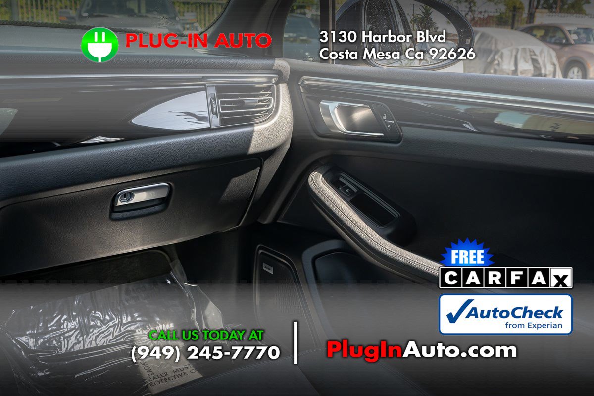 Used 2021 Porsche Macan S AWD/4WD image 17
