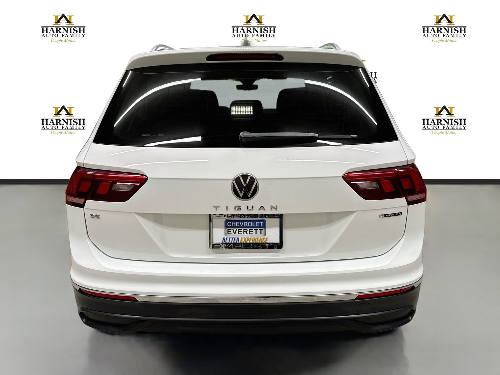 Used 2022 Volkswagen Tiguan SE AWD/4WD image 6