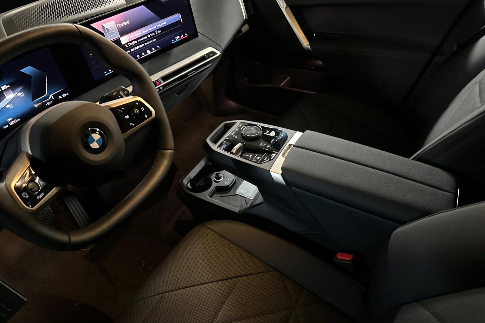 Used 2026 BMW iX xDrive45 image 14