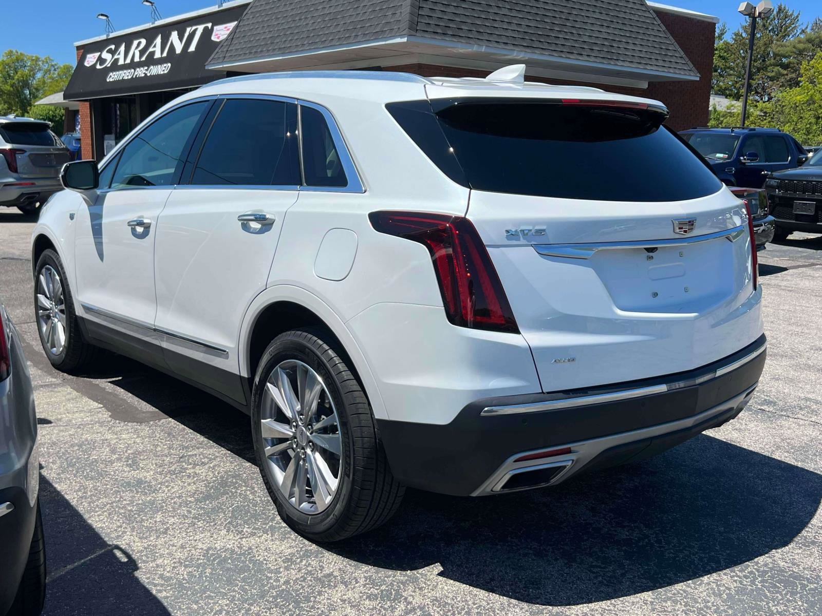 Certified 2023 Cadillac XT5 Premium Luxury AWD/4WD image 7