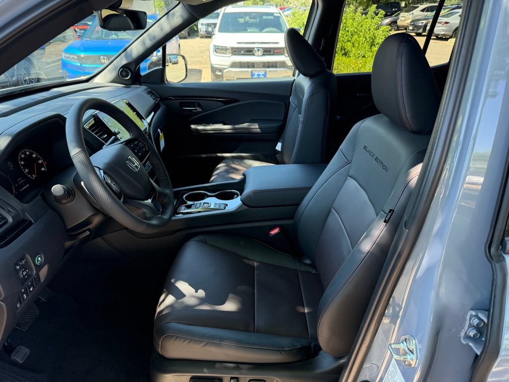 New 2026 Honda Ridgeline Black Edition image 13