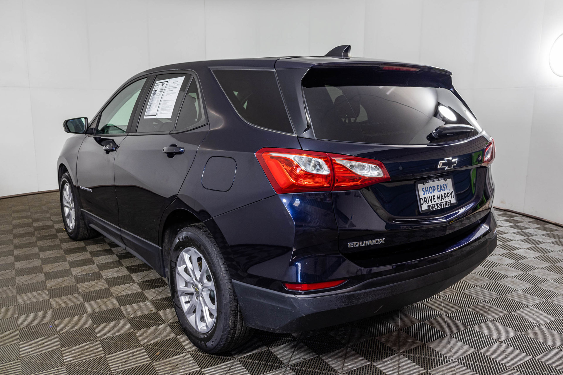 Used 2020 Chevrolet Equinox LS w/ LS Convenience Package FWD image 16